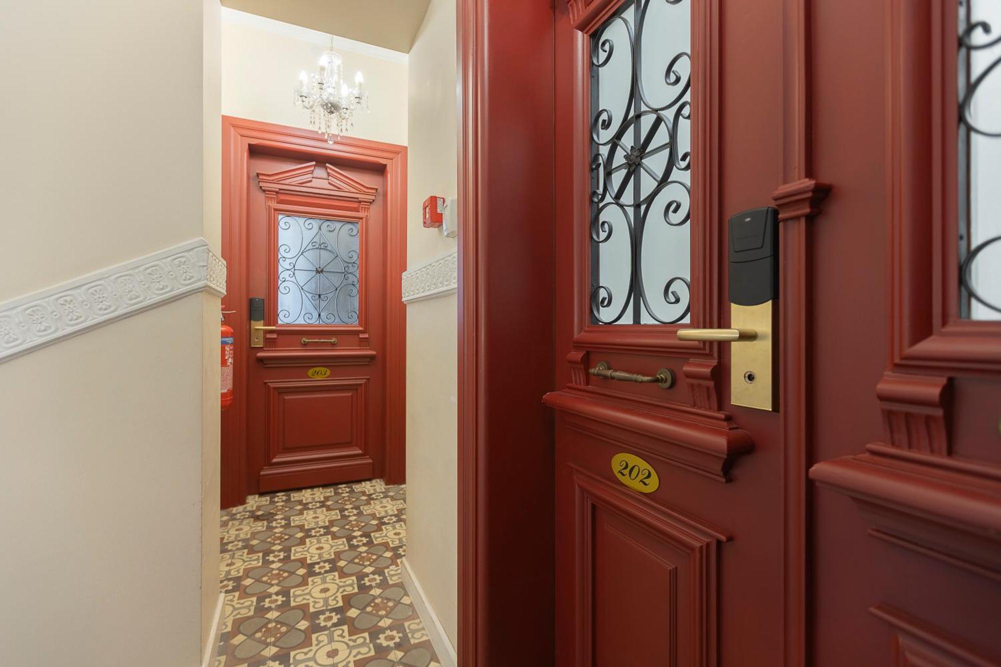Gatto Perso Luxury Studio Apartments Salonic Exterior foto