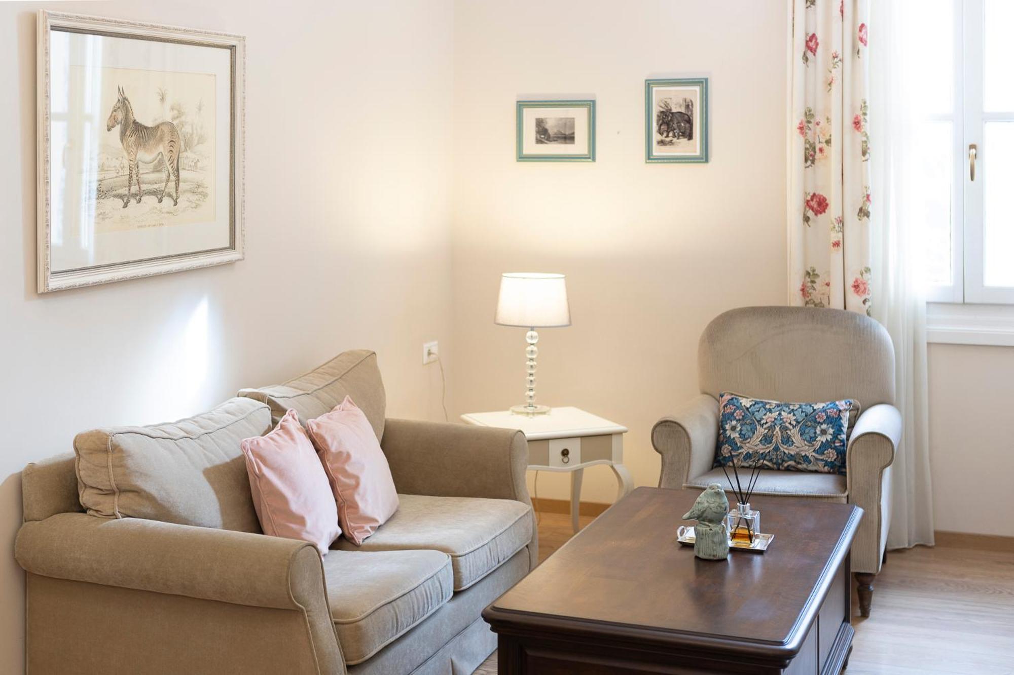 Gatto Perso Luxury Studio Apartments Salonic Exterior foto